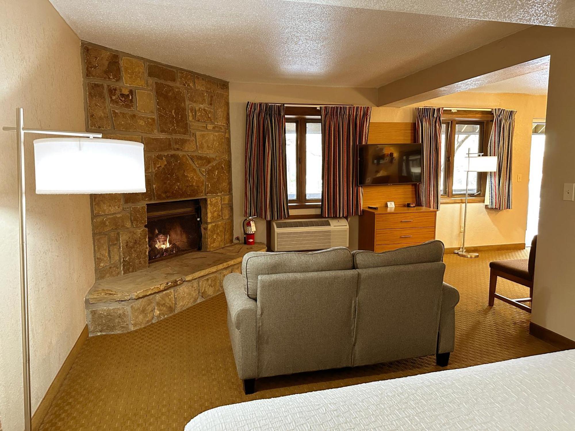 Sidney James Mountain Lodge Гатлинбург Экстерьер фото