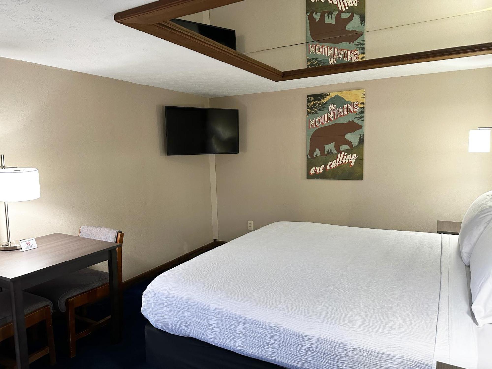 Sidney James Mountain Lodge Гатлинбург Экстерьер фото